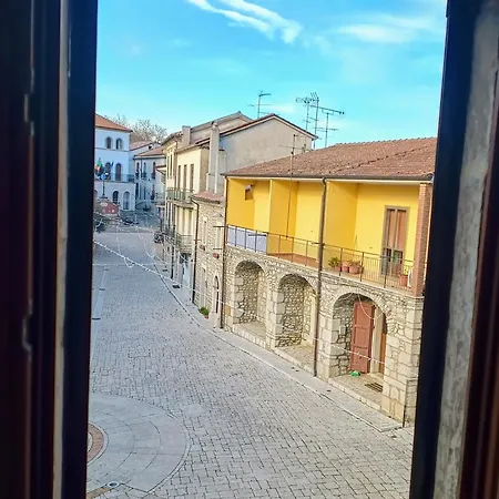 Parva Domus Hébergement de vacances Campolattaro